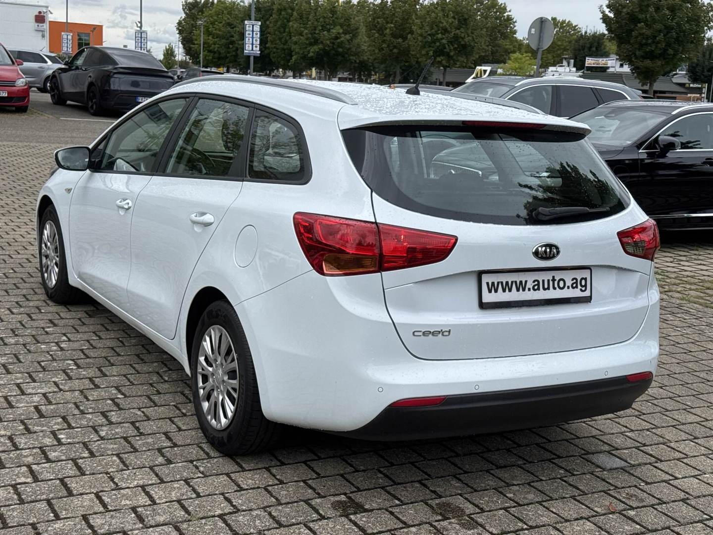 Kia Ceed SW 1,4 photo