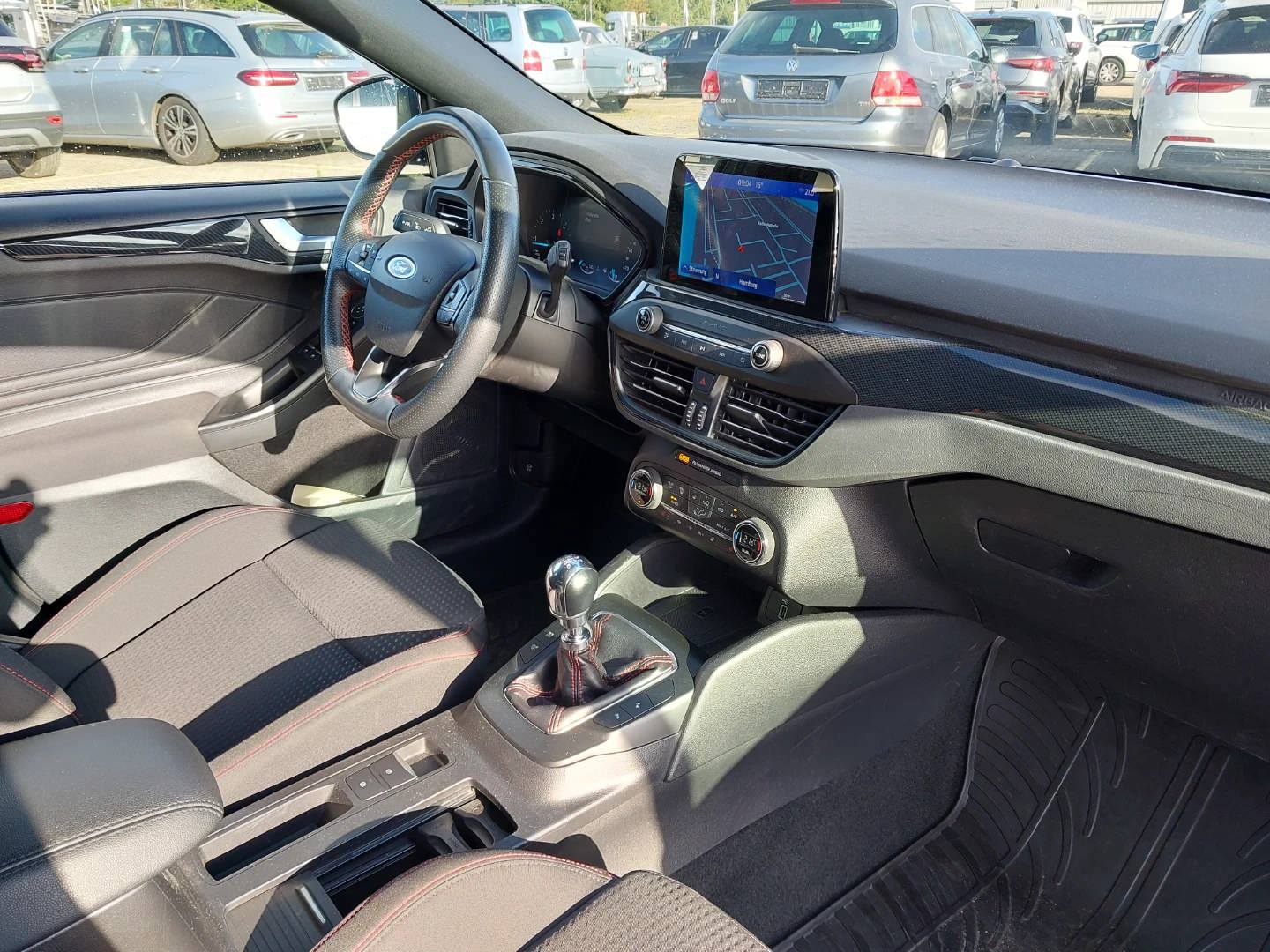 Ford Focus Turnier 2,0 EcoBlue ST-LINE photo