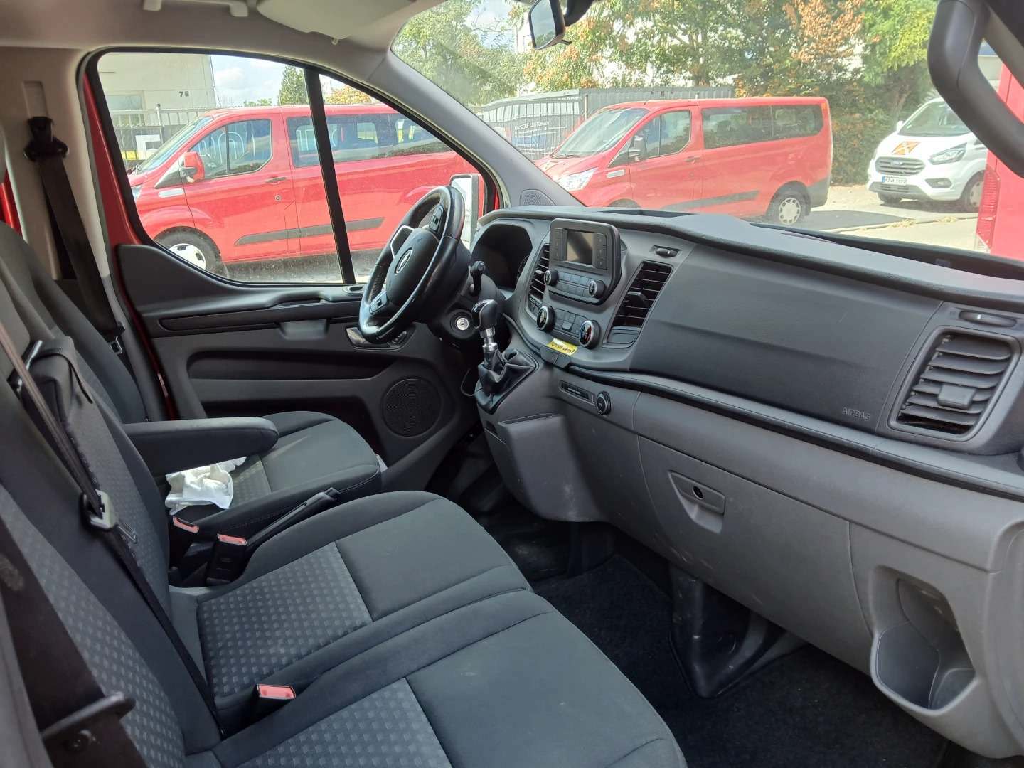 Ford Transit Custom Kombi 320 L1 2,0 TDCI Trend photo