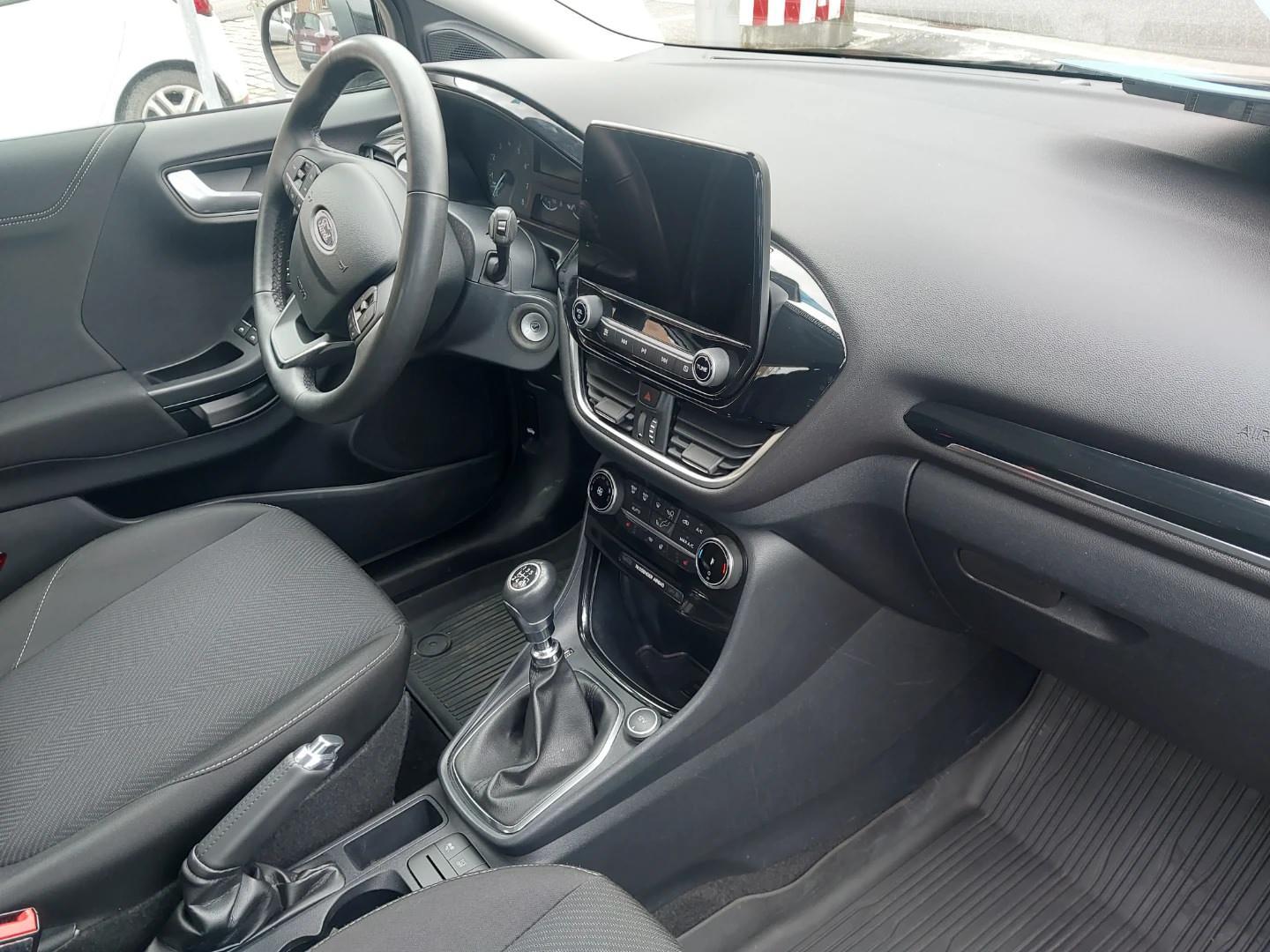 Ford Puma 1,0 EcoBoost Cool & Connect photo