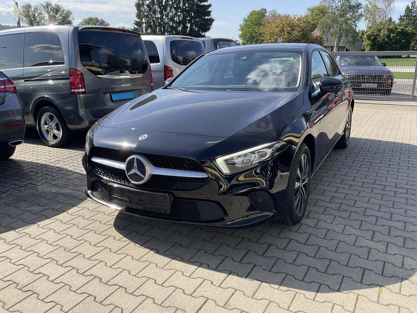 Mercedes-Benz A 250e DCT