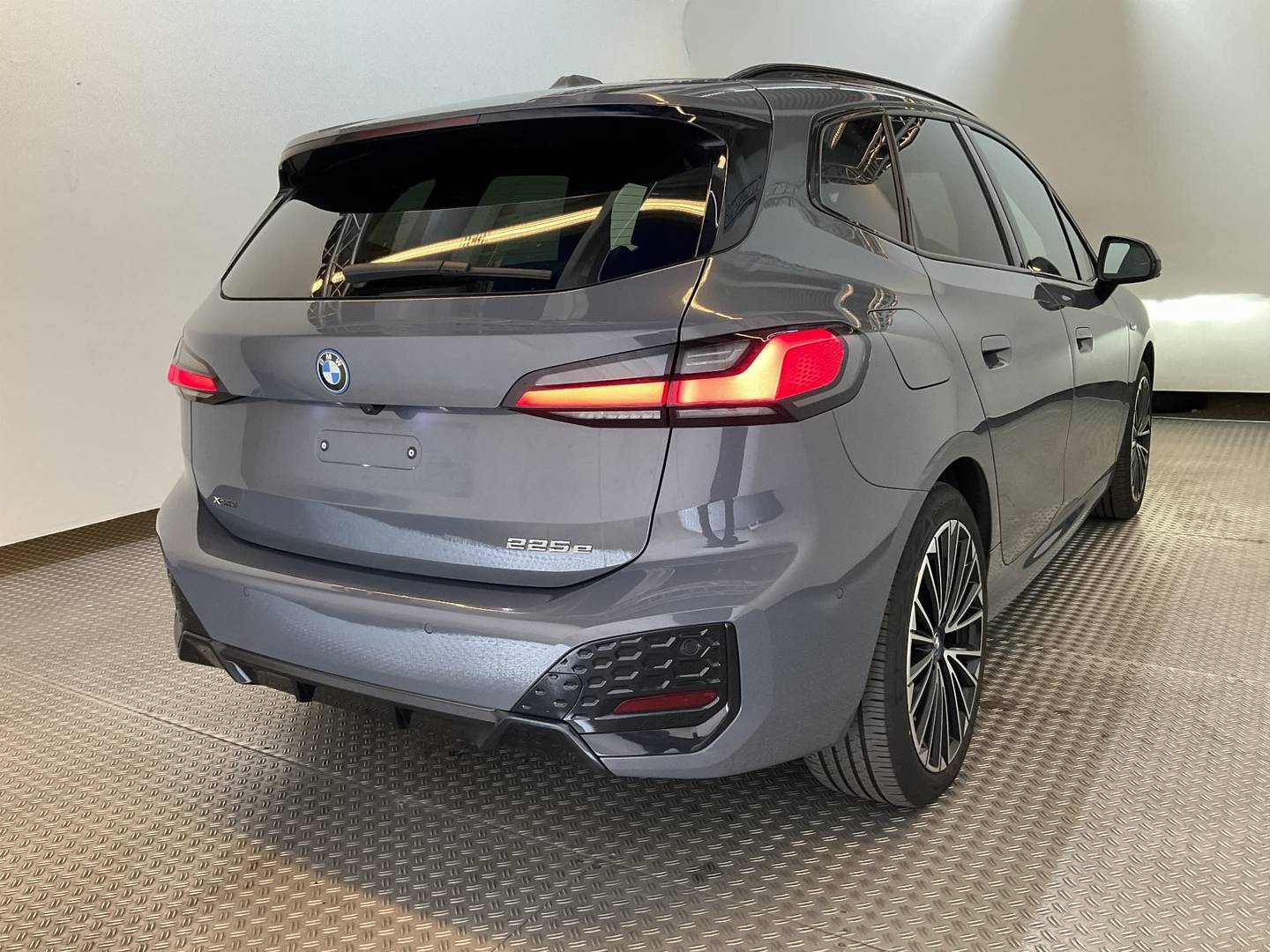 BMW 225e xDrive Active Tourer DKG M Sport photo