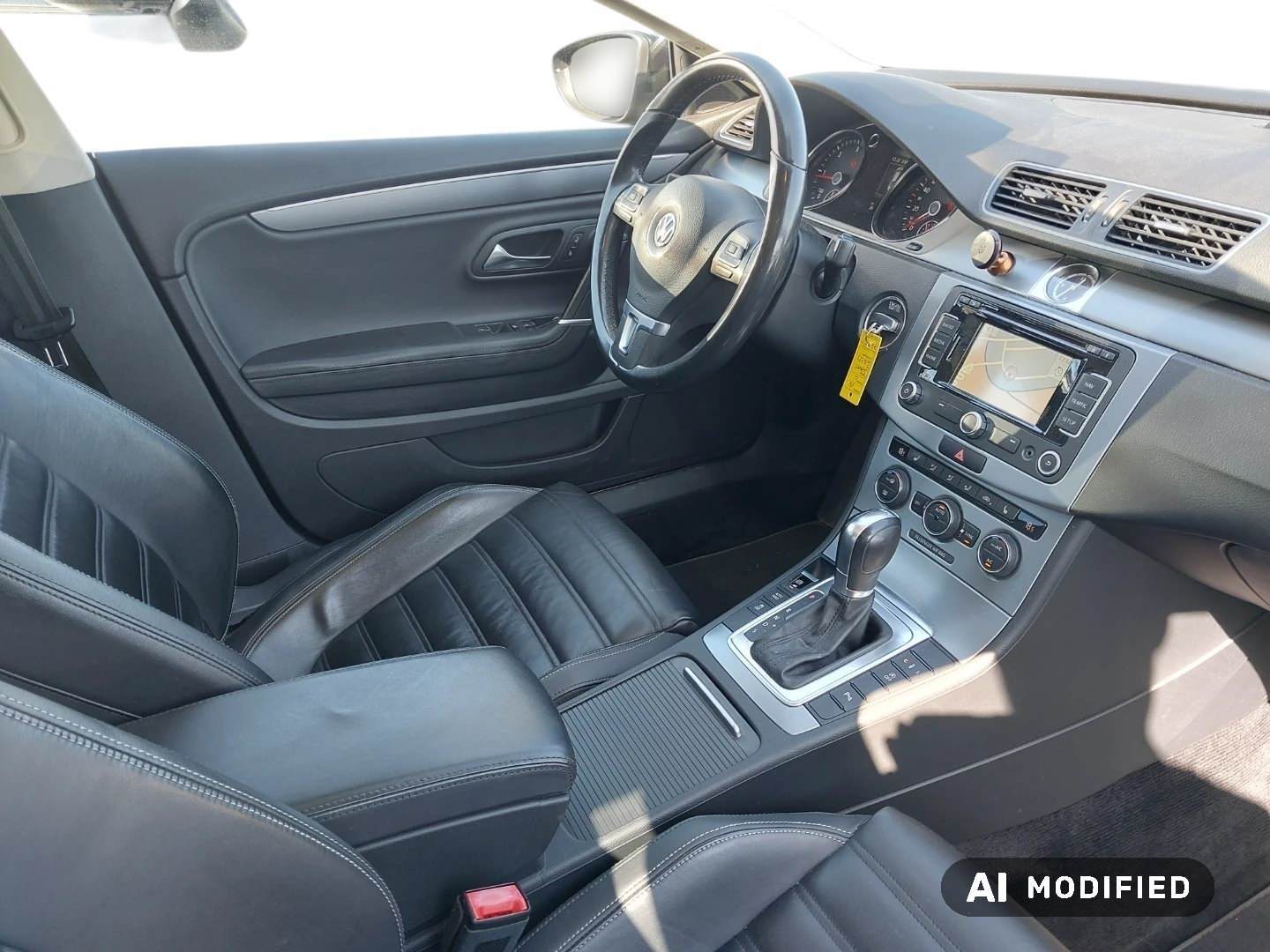 VW Passat CC 2,0 TDI BMT DSG photo