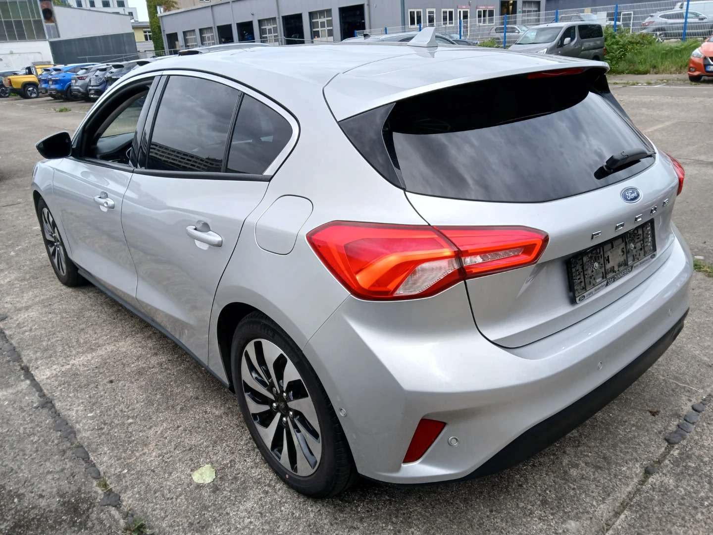 Ford Focus 1,0 EcoBoost Automatik Cool & Connect photo