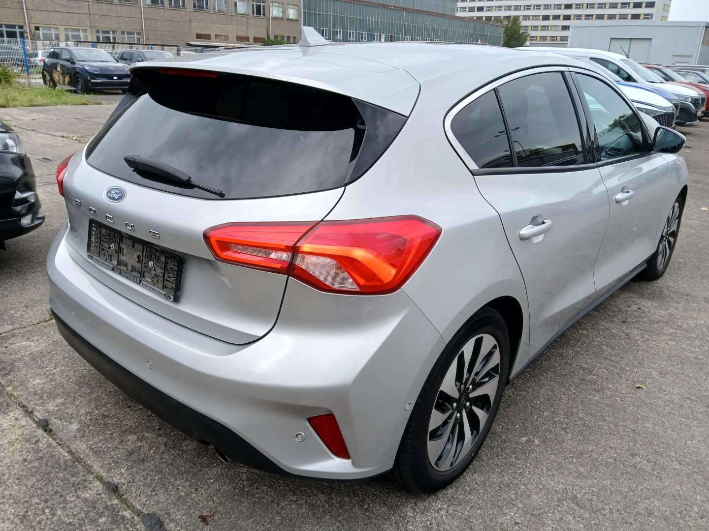 Ford Focus 1,0 EcoBoost Automatik Cool & Connect photo