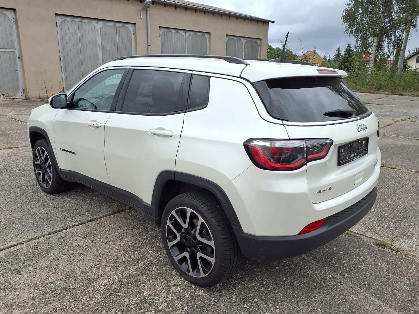 Jeep Compass 1,4 M-Air 4WD Automatik Limited photo