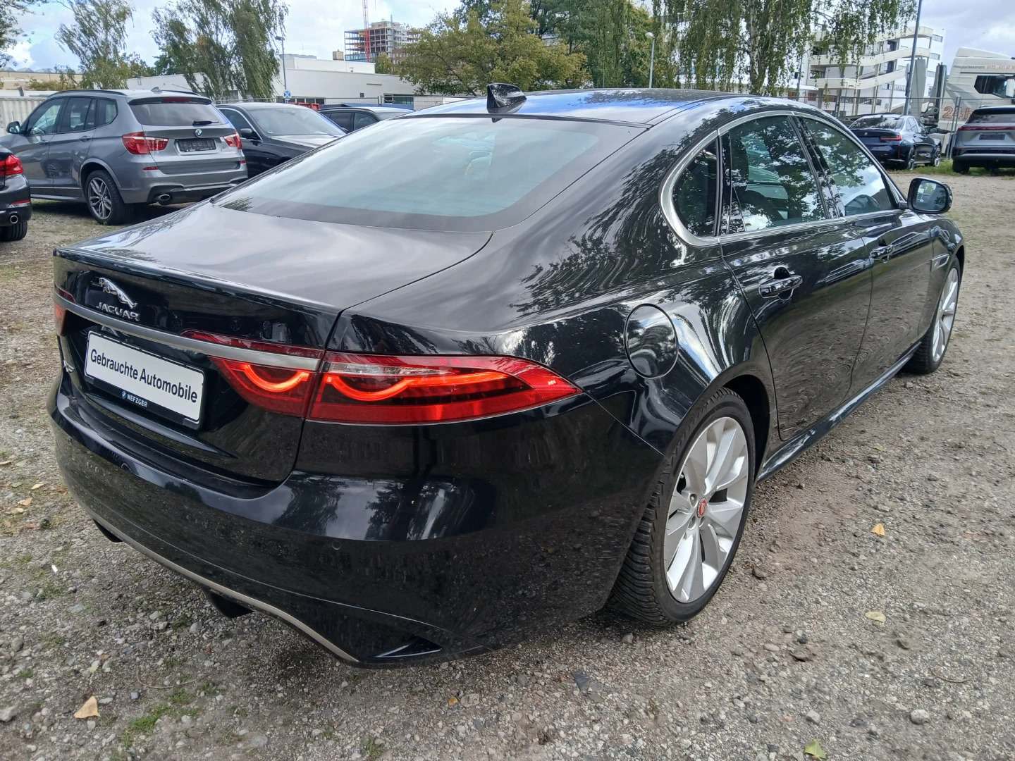 Jaguar XF P250 Automatik R-Dynamic photo