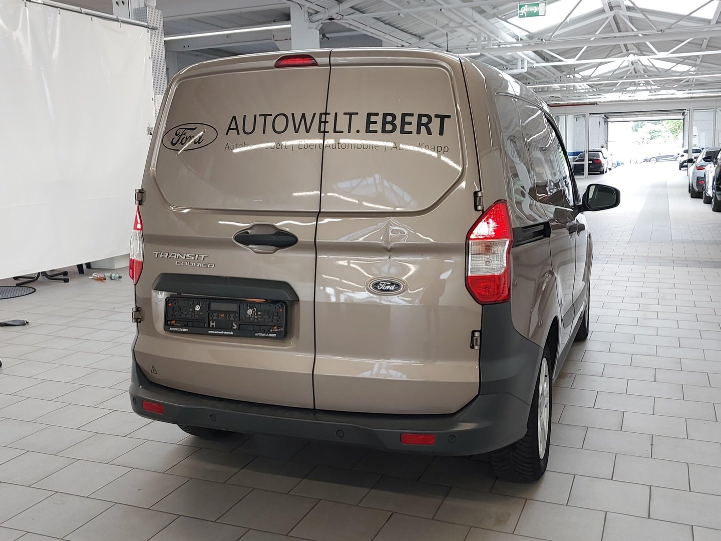 Ford Transit Courier 1,0 EcoBoost Trend photo