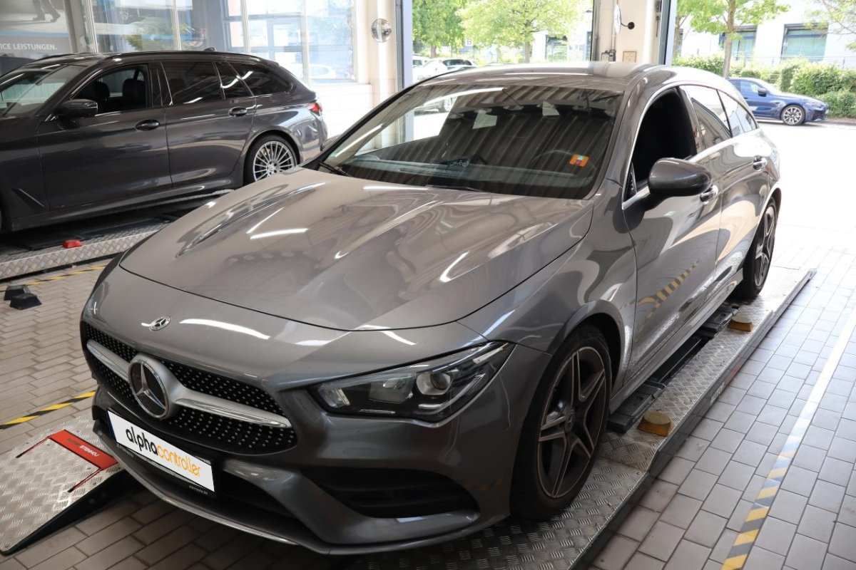 Mercedes-Benz CLA 200 d Shooting Brake 8.. CLA 200 d Shooting Brake 8G-DCT ..