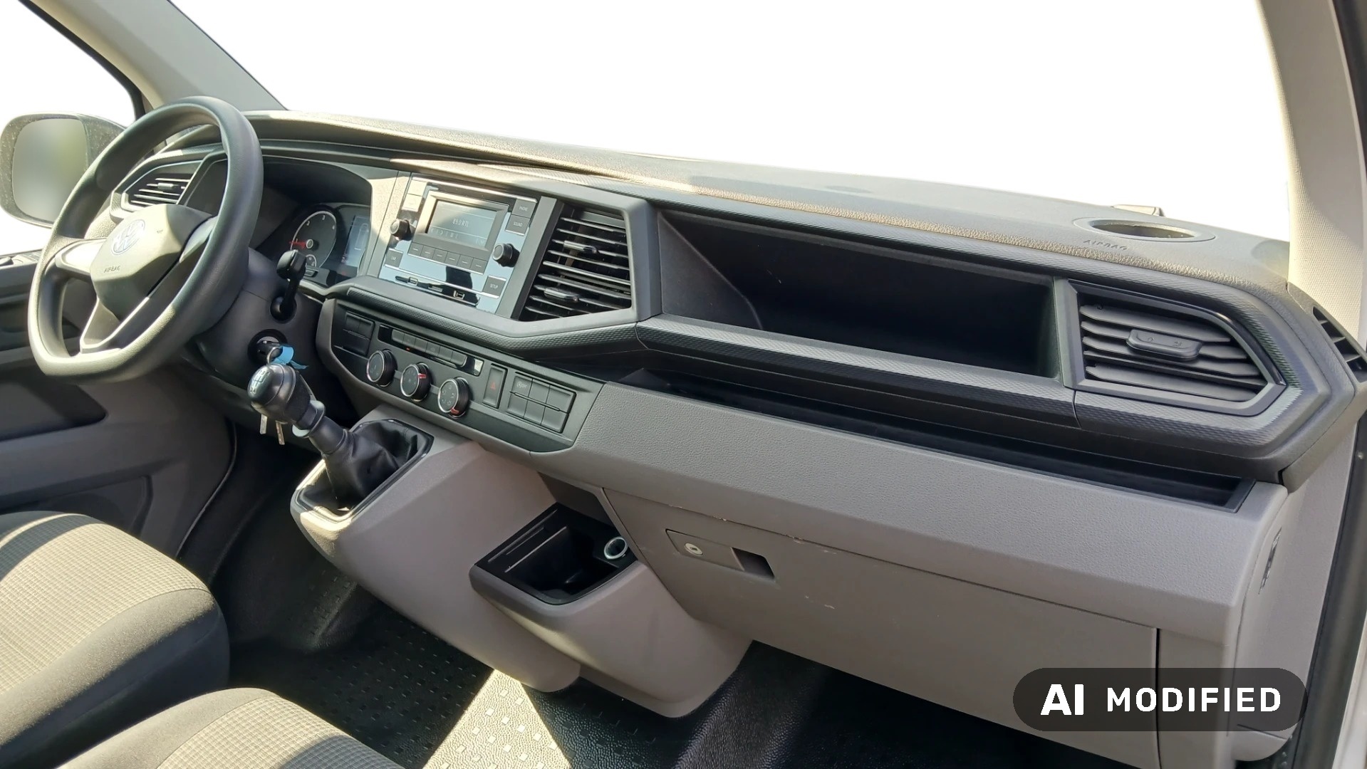 VW T6.1 Kasten LR 2,0 TDI photo