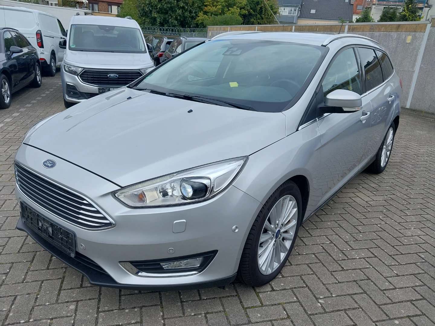 Ford Focus Turnier 1,0 EcoBoost Titanium
