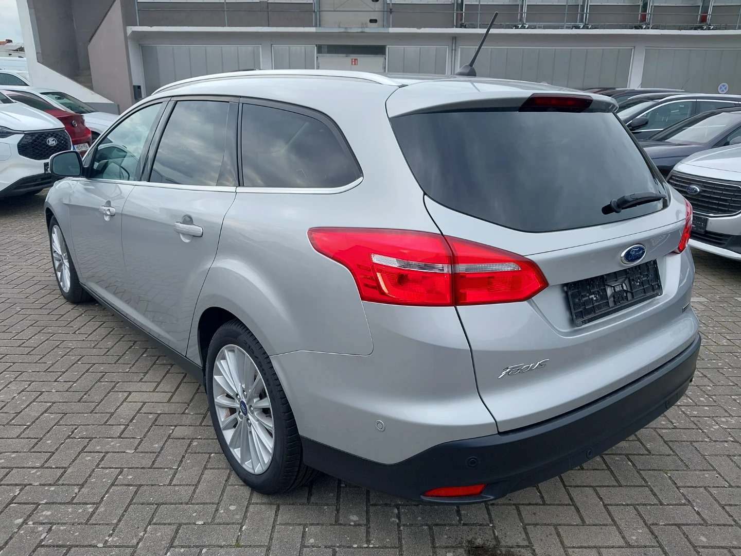 Ford Focus Turnier 1,0 EcoBoost Titanium photo