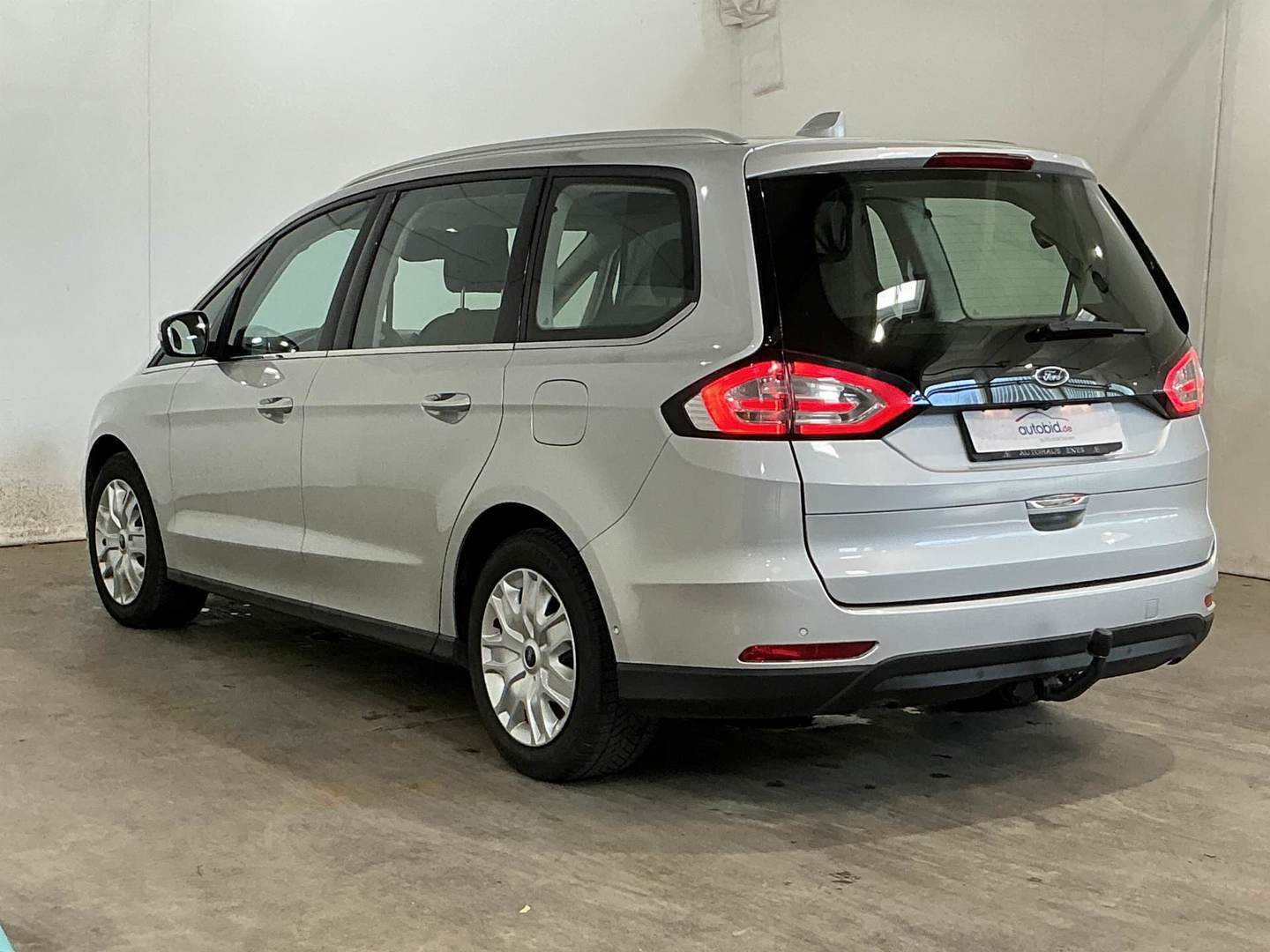 Ford S-MAX 2,0 TDCI Automatik photo