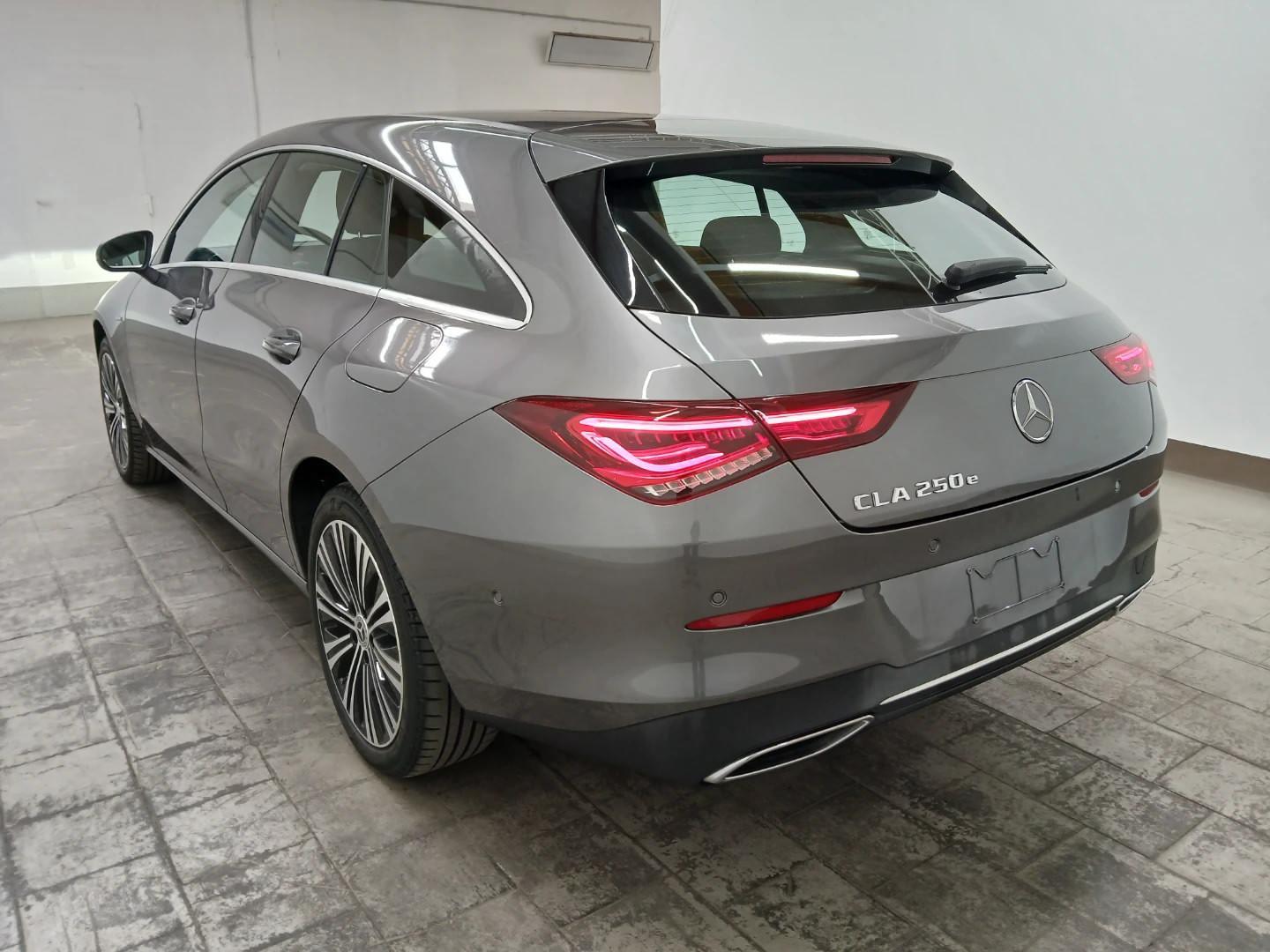 Mercedes-Benz CLA 250 e Shooting Brake 8G-DCT Progressive photo