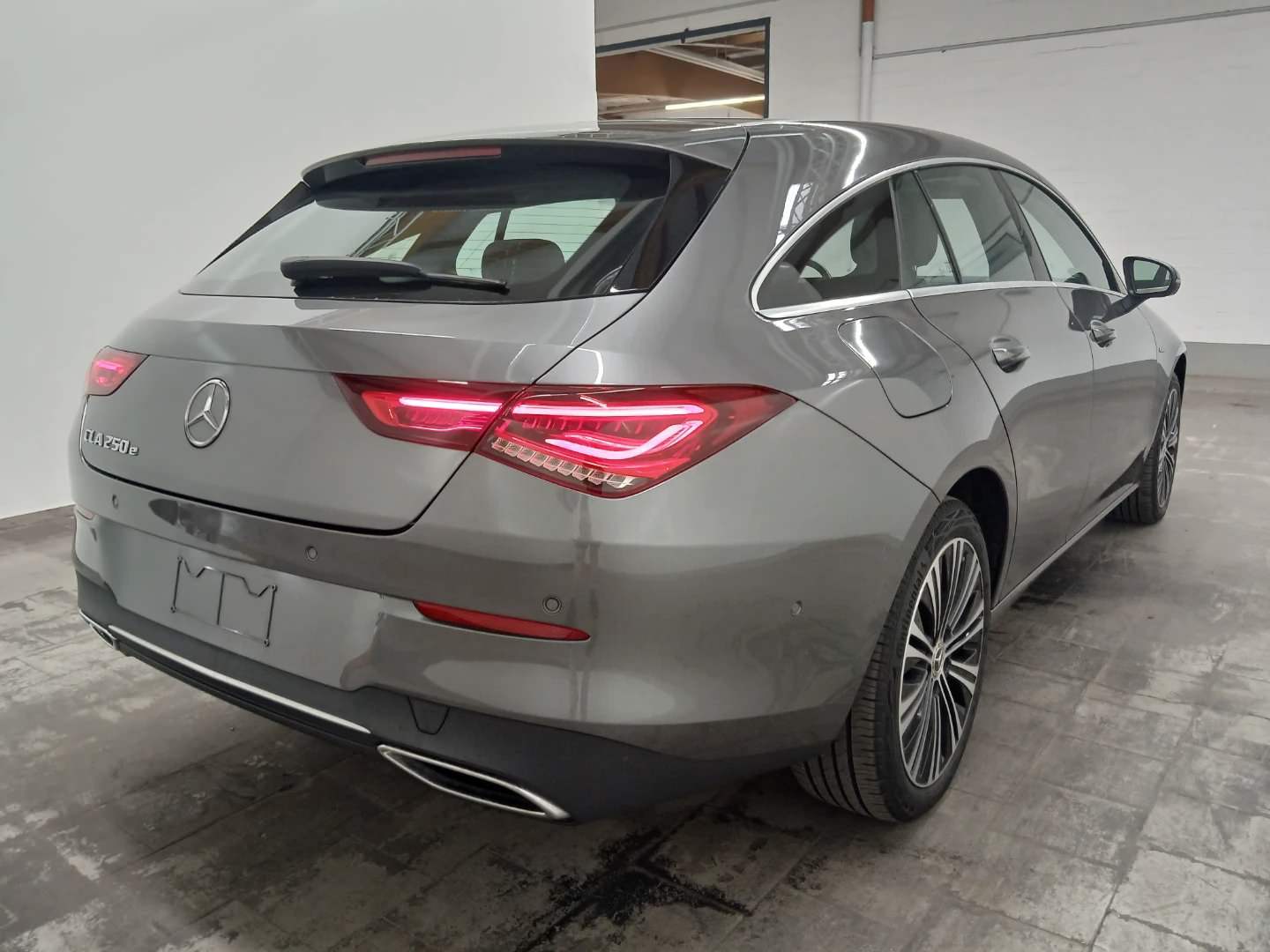 Mercedes-Benz CLA 250 e Shooting Brake 8G-DCT Progressive photo