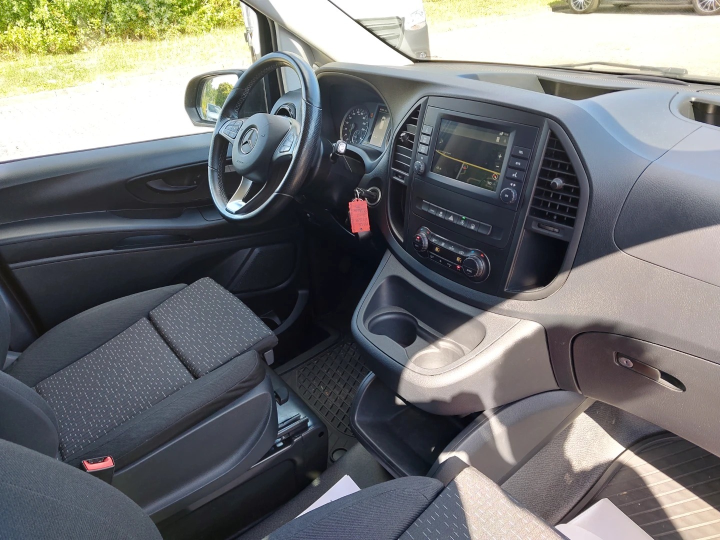 Mercedes-Benz Vito Mixto 124 CDI RWD LR 9-GTronic photo
