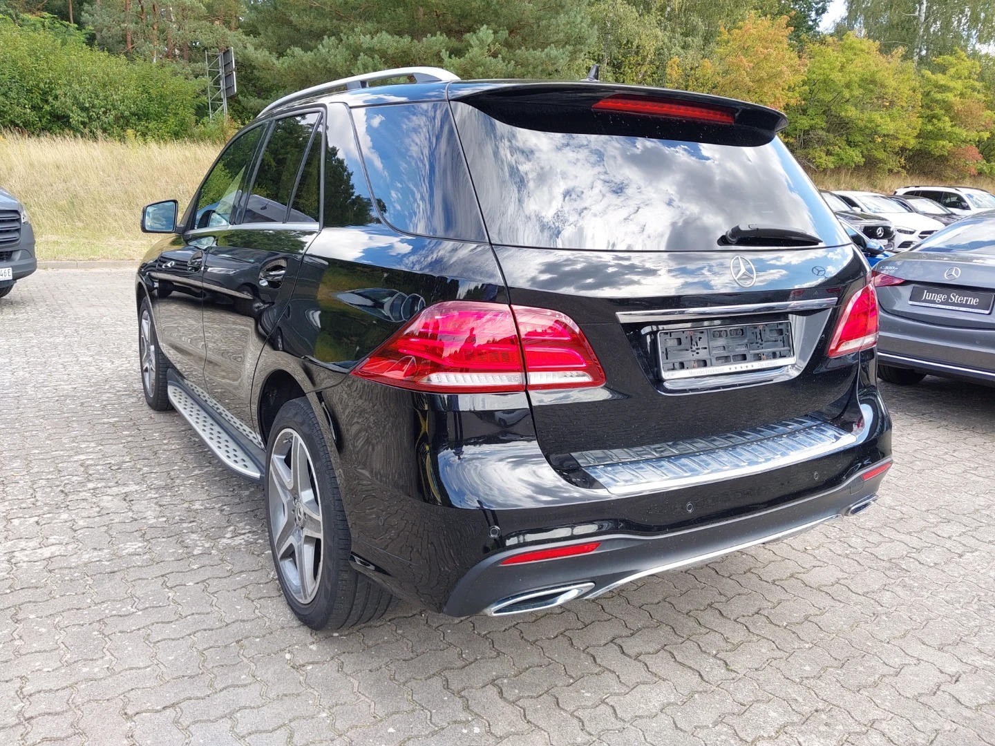 Mercedes-Benz GLE 350 d 4Matic Automatik AMG Line photo
