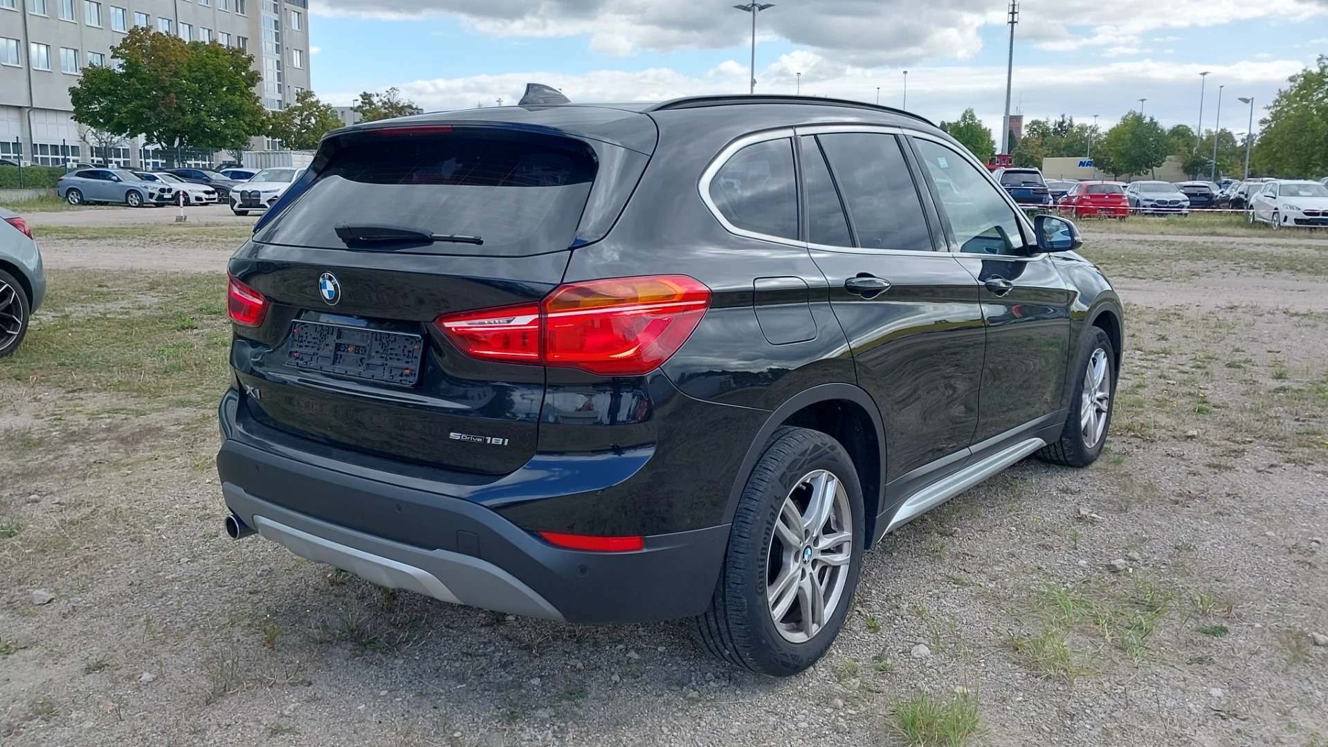 BMW X1 sDrive18i DKG-Steptronic xLine photo
