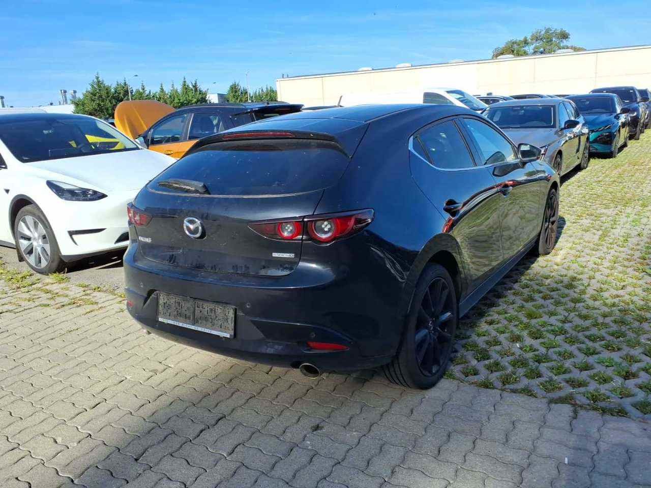 Mazda 3 Skyactiv-X 186 GT photo
