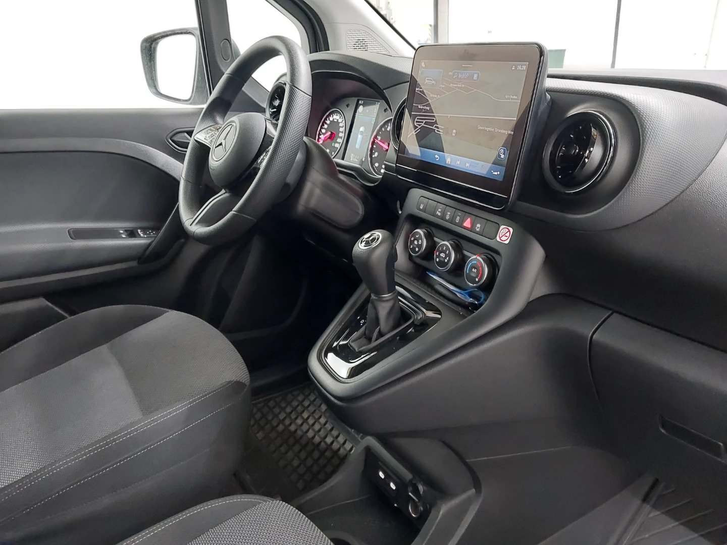 Mercedes-Benz Citan Kasten 112 CDI 7G-TRONIC photo