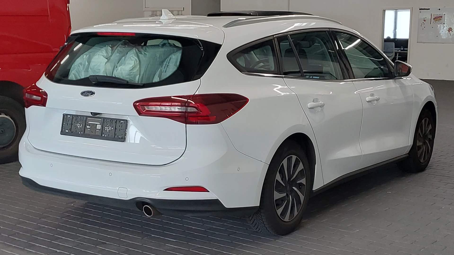 Ford Focus Turnier 1,0 EcoBoost Titanium photo