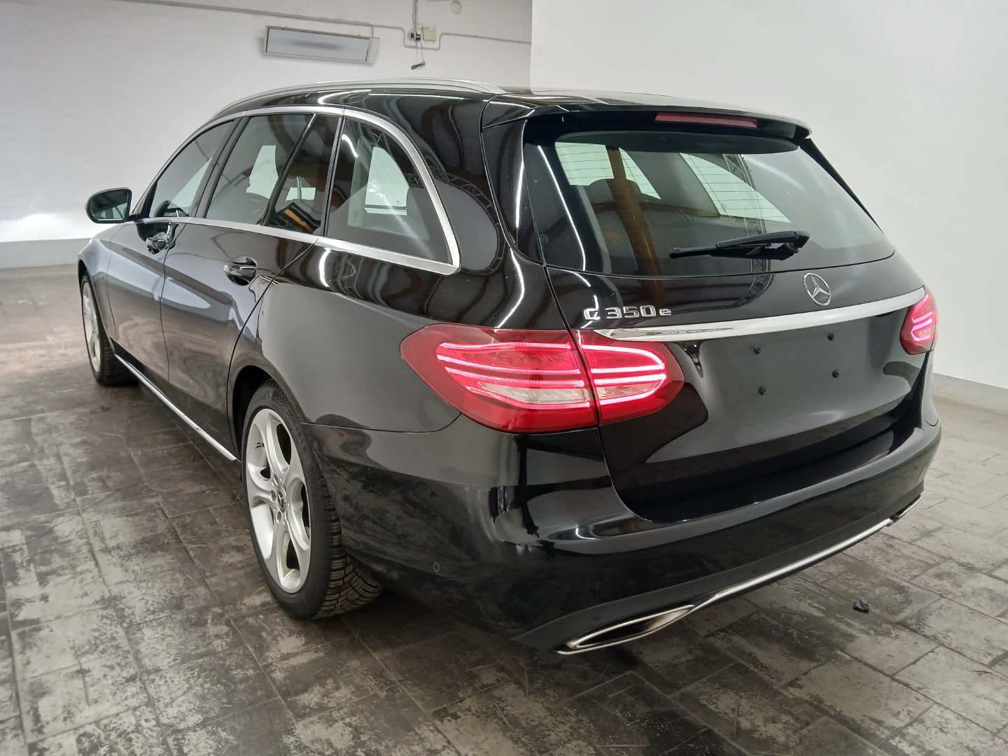 Mercedes-Benz C 350 e T 7G-TRONIC Avantgarde photo