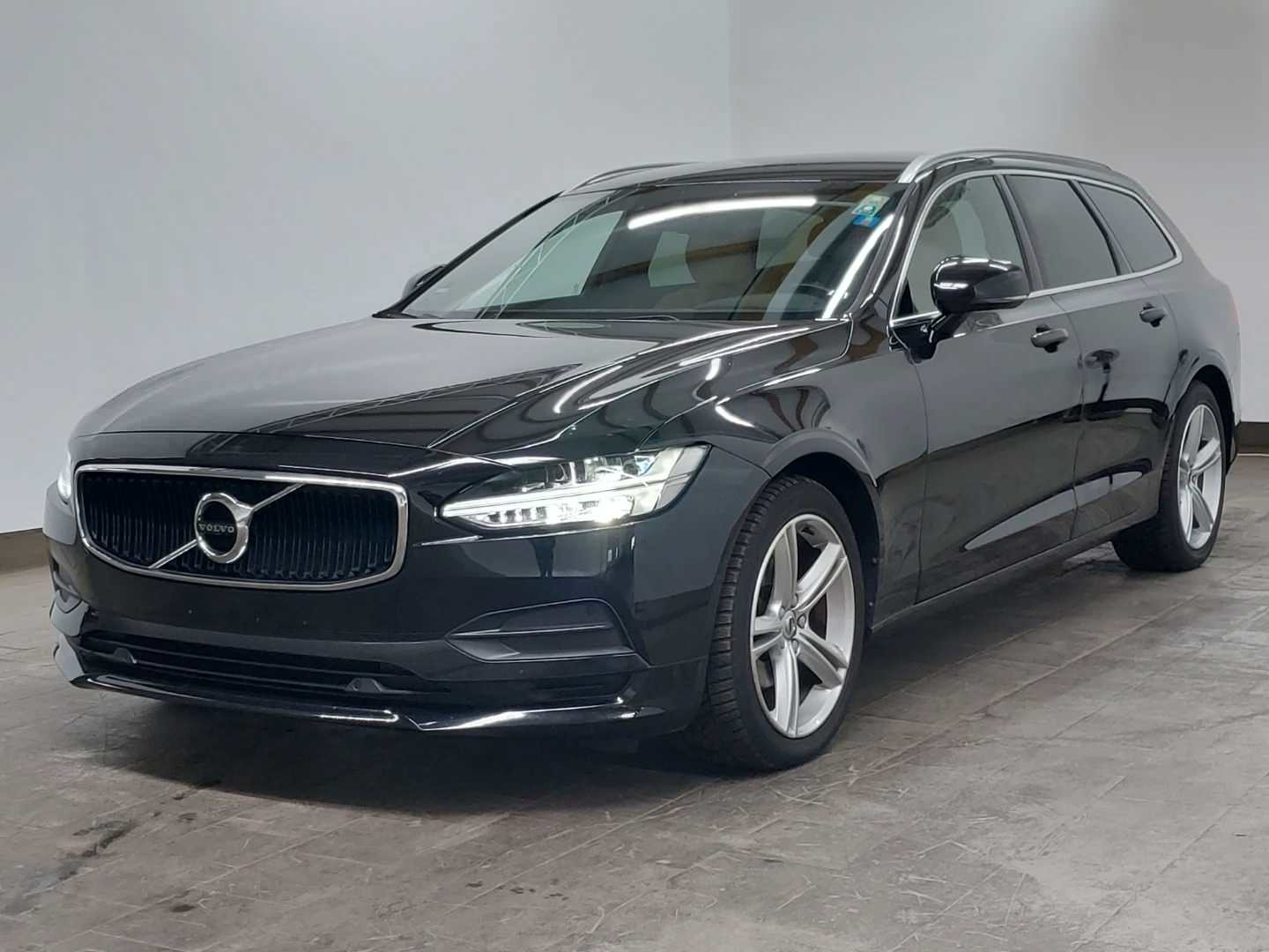 Volvo V90 D4 Geartronic Momentum