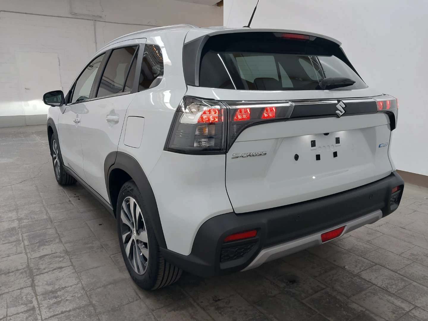 Suzuki S-Cross 1,4 ALLGRIP Comfort+ photo