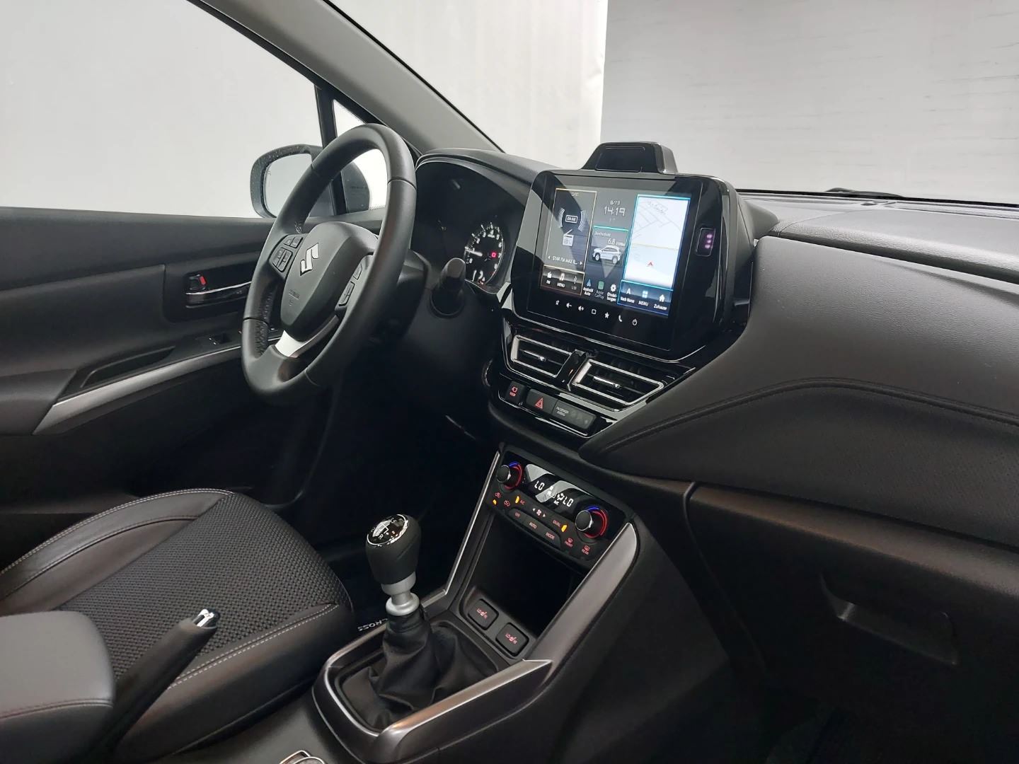 Suzuki S-Cross 1,4 ALLGRIP Comfort+ photo
