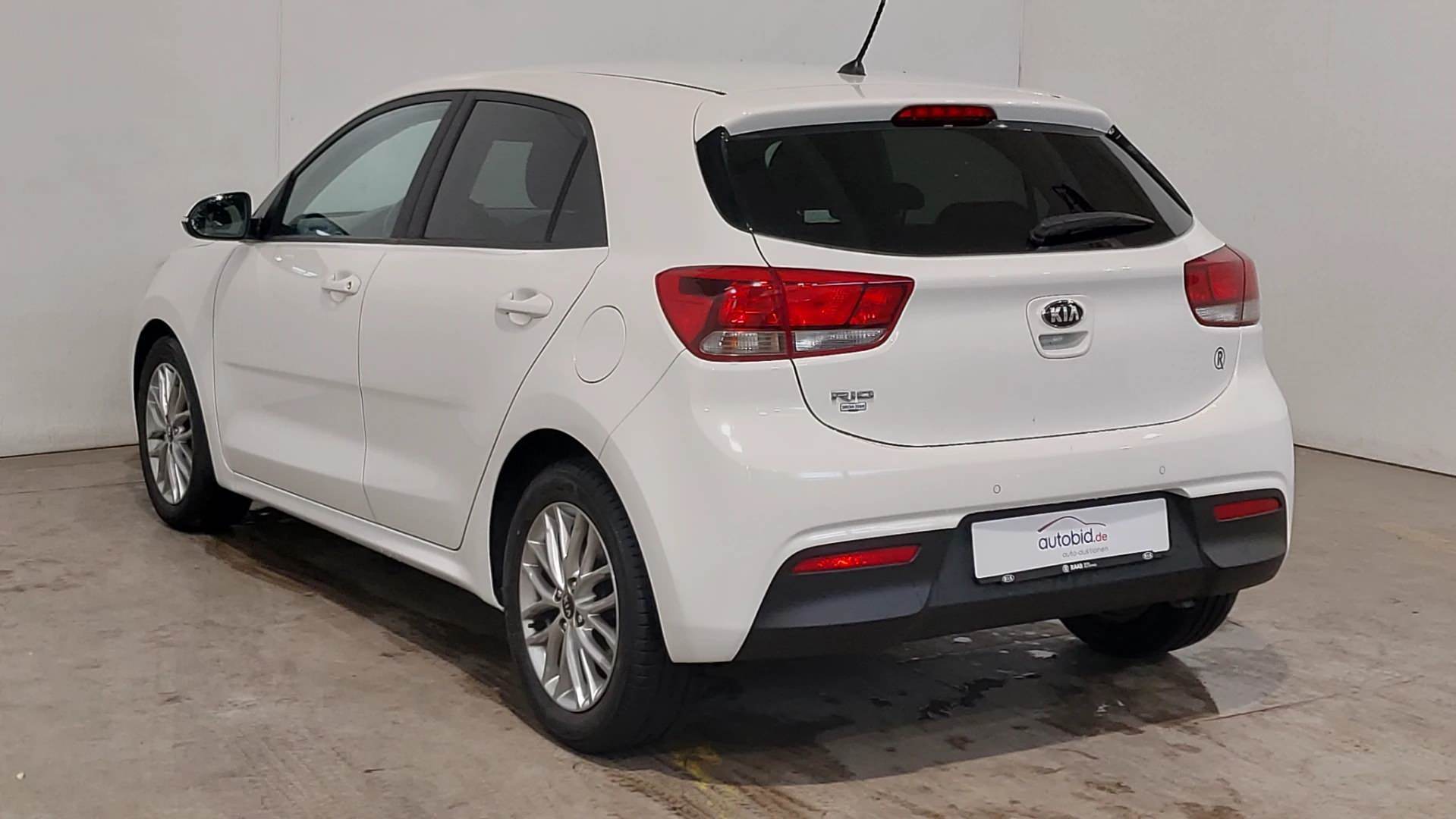 Kia Rio Dream 1,3 Benzin photo