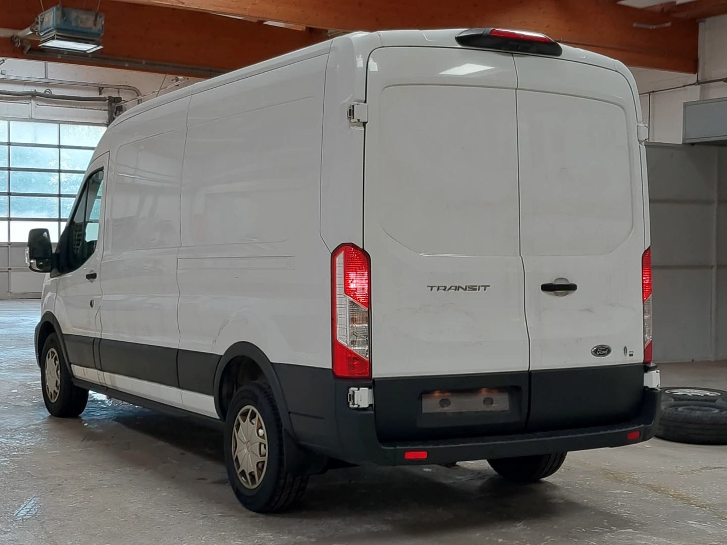 Ford Transit Hochraumkasten 2,0 TDCI L3 Trend photo