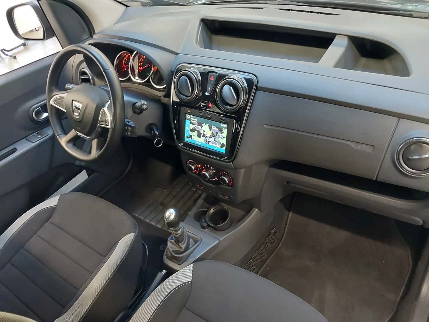 Dacia Dokker 1,3 TCe Stepway 6-Gang photo