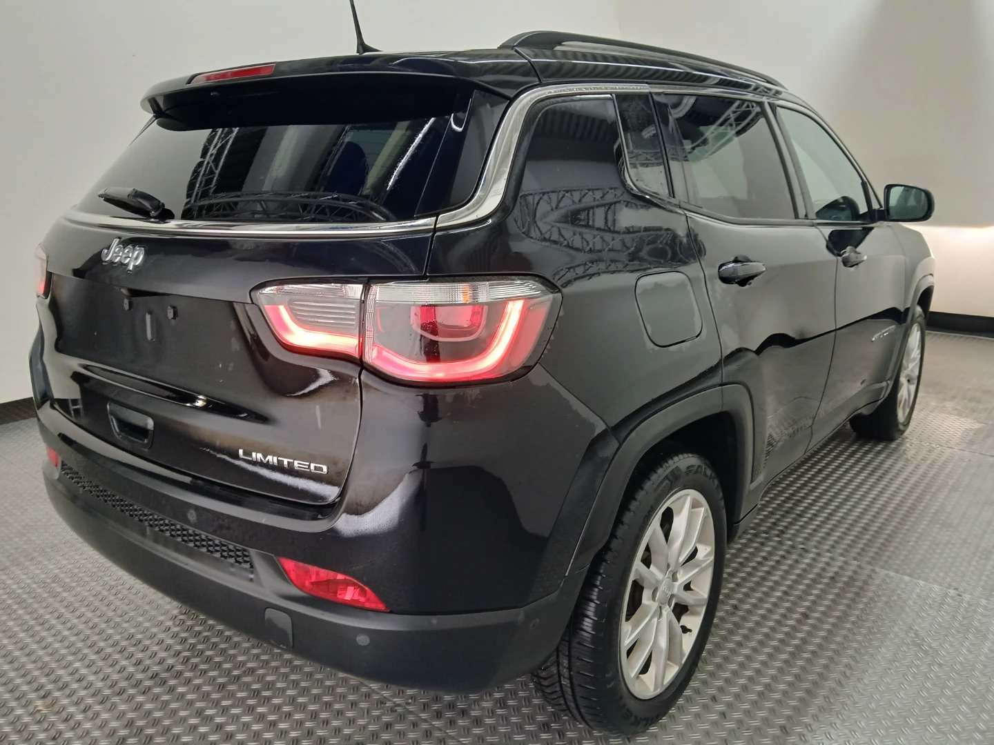 Jeep Compass 1,3 T-GDI DTC Limited photo