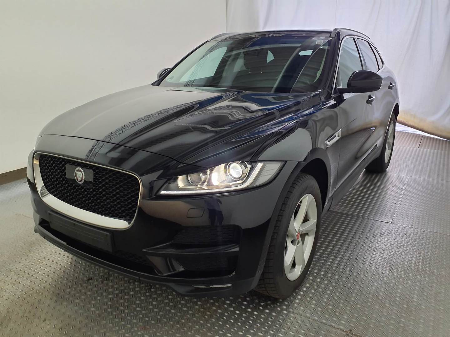 Jaguar F-PACE 2,0 Turbo AWD Quickshift Prestige