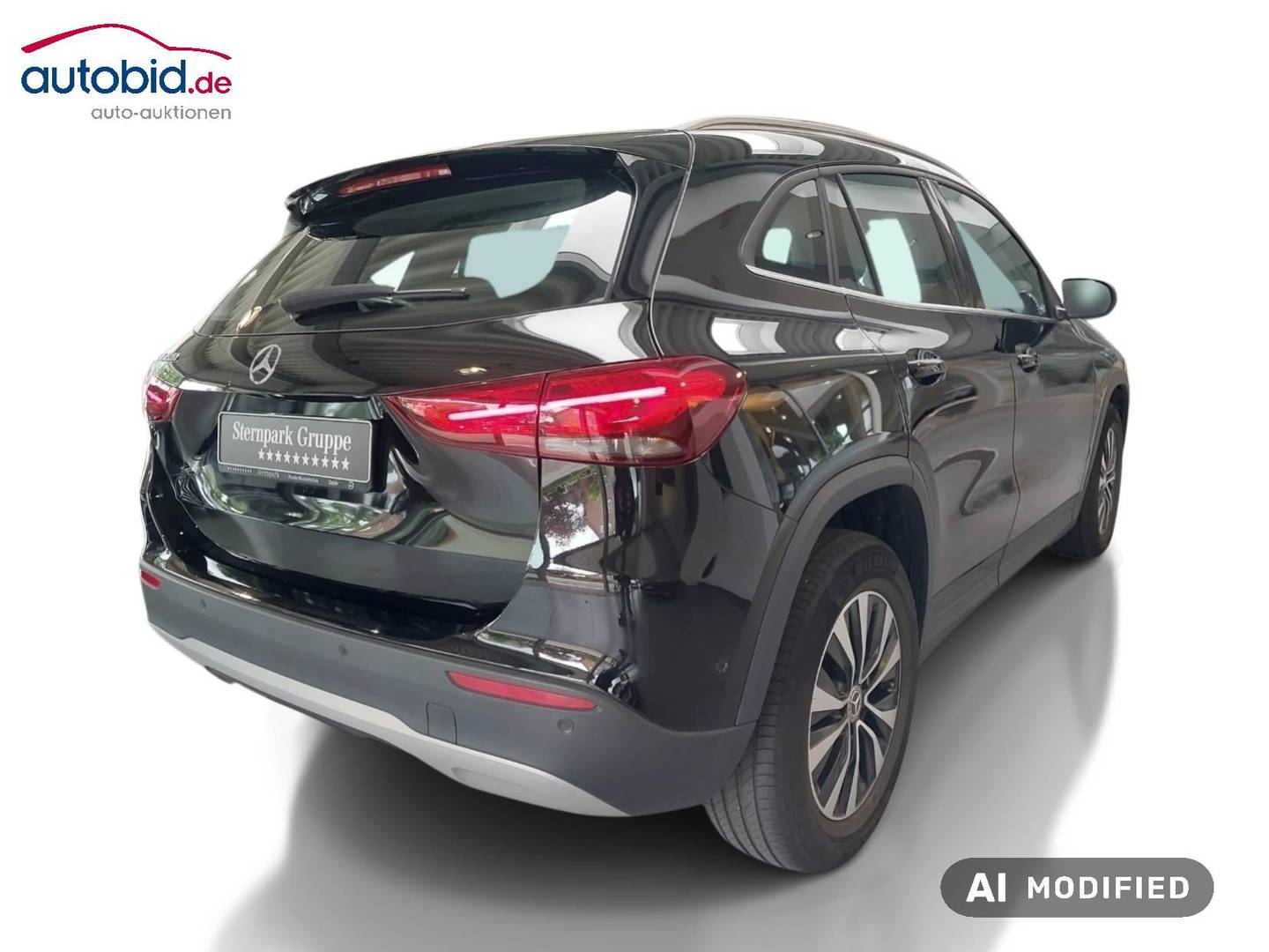 Mercedes-Benz GLA 200 7G-DCT Style photo