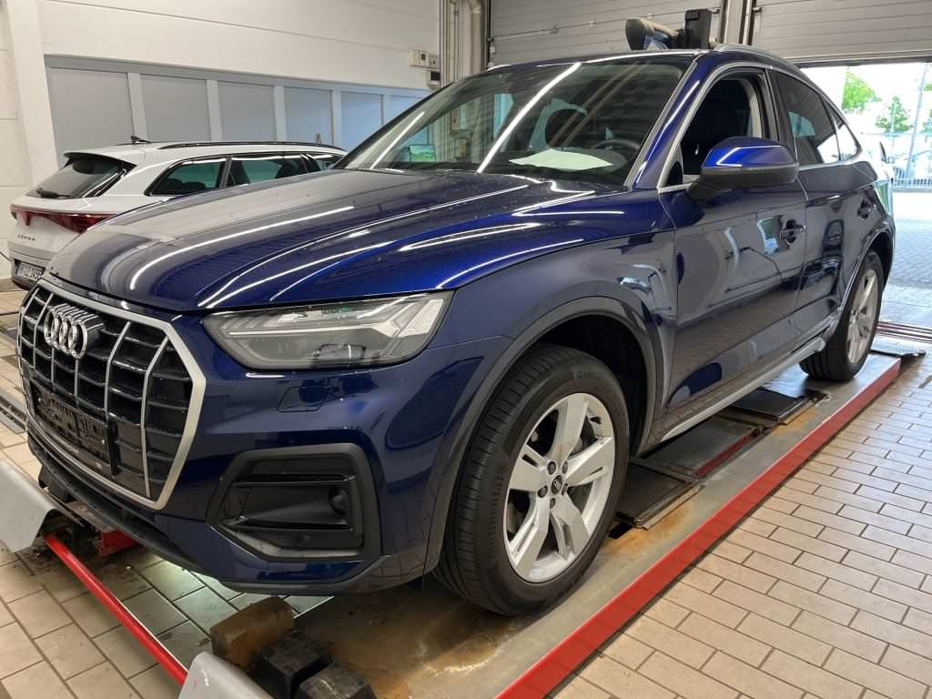 Audi Audi Q5 Sportback advanced quattro 2.0 40 electric/TFSI 150kW 7-Gang S tronic 4 Türen UVP: 67.580 €