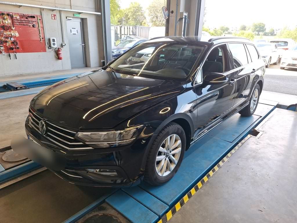 VW Volkswagen Passat Variant Business 2.0 TDI SCR 110kW 7-Gang DSG 4 Türen UVP: 52.629 €