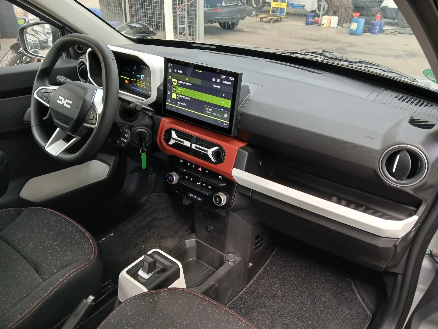 Dacia Spring Electric Expression АВАРИЯ photo
