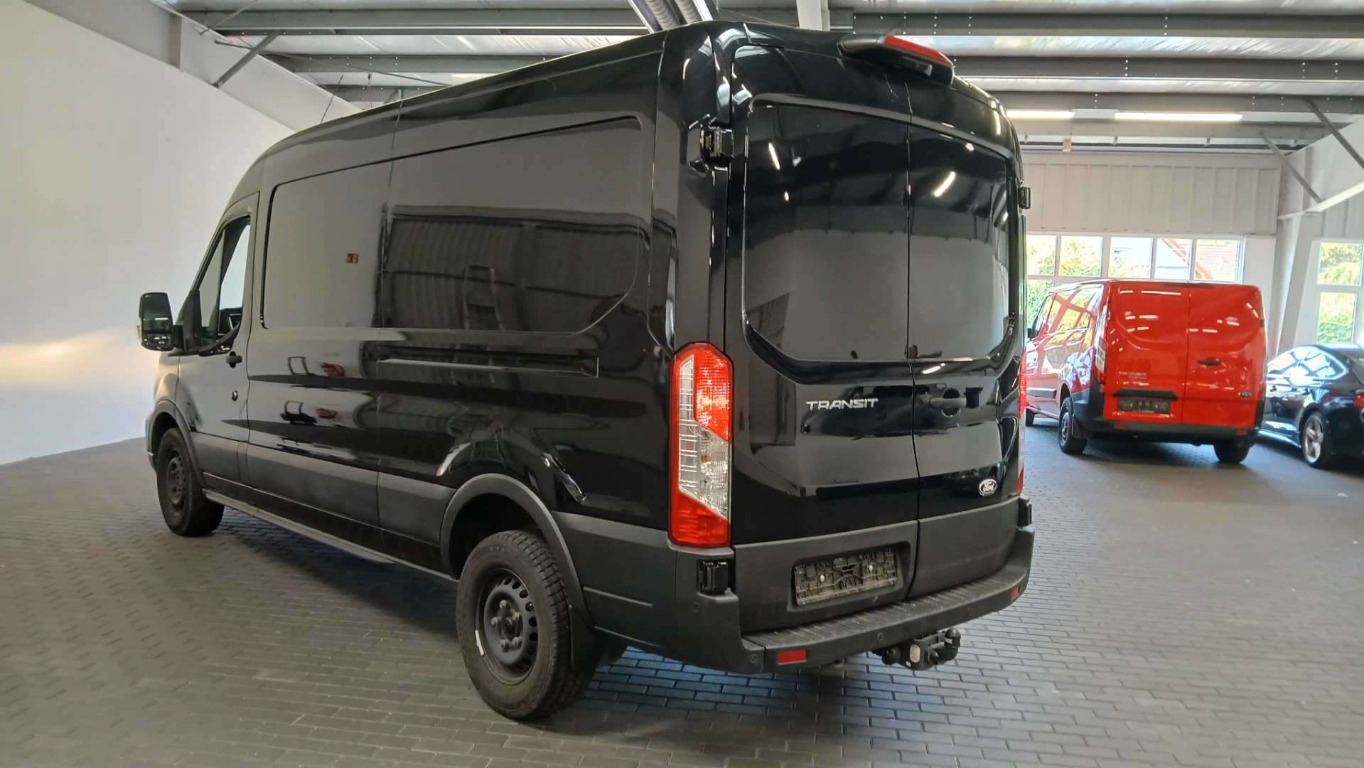 Ford Transit Hochraum-Kasten 350 L3 2,0 TDCI Trend photo