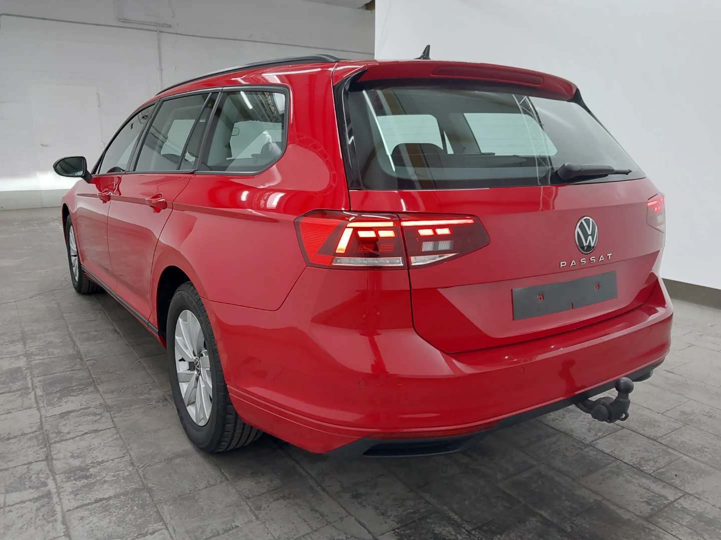 VW Passat Variant 2,0 TDI DSG Conceptline photo