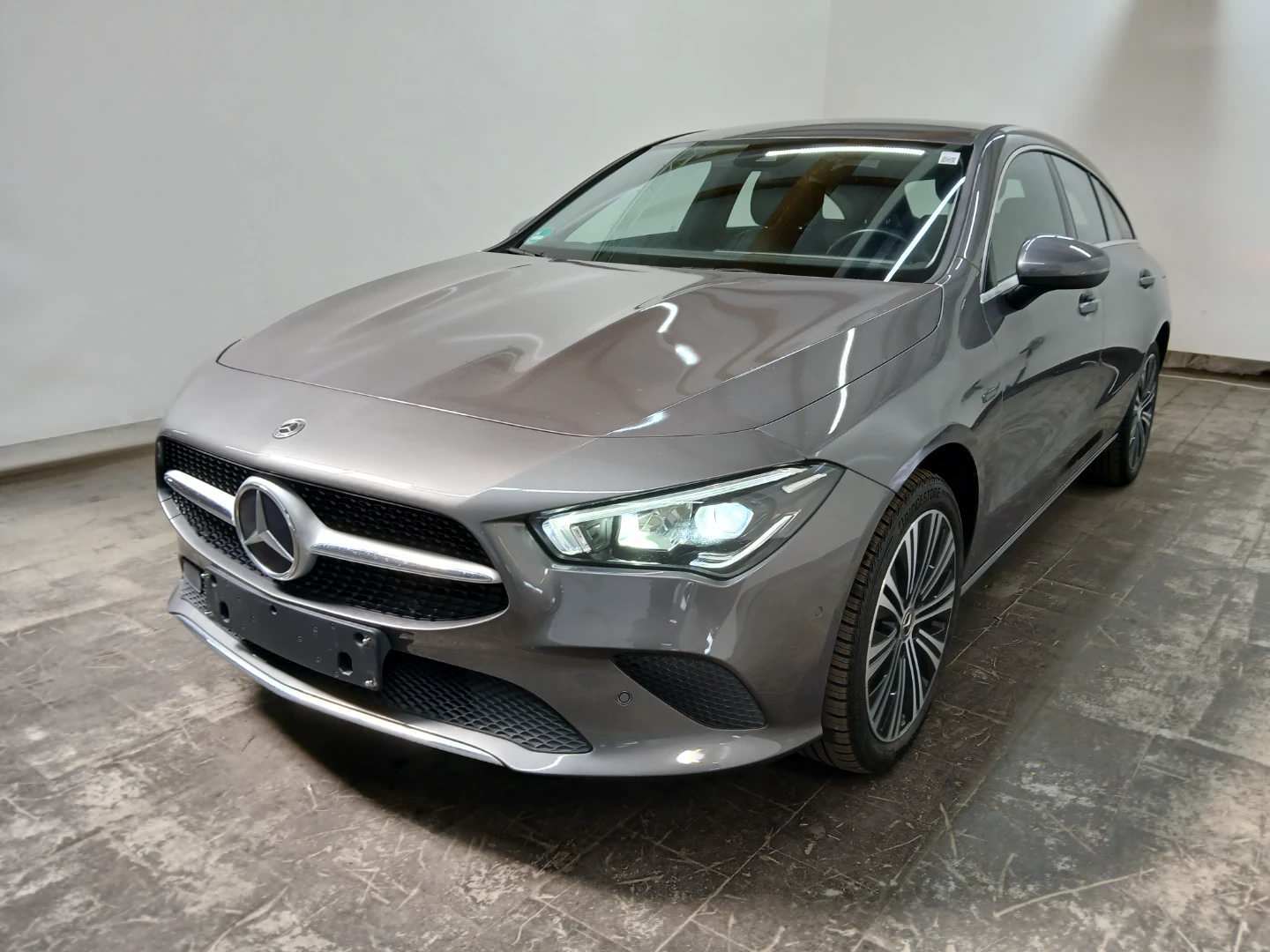 Mercedes-Benz CLA 250 e Shooting Brake 8G-DCT Progressive