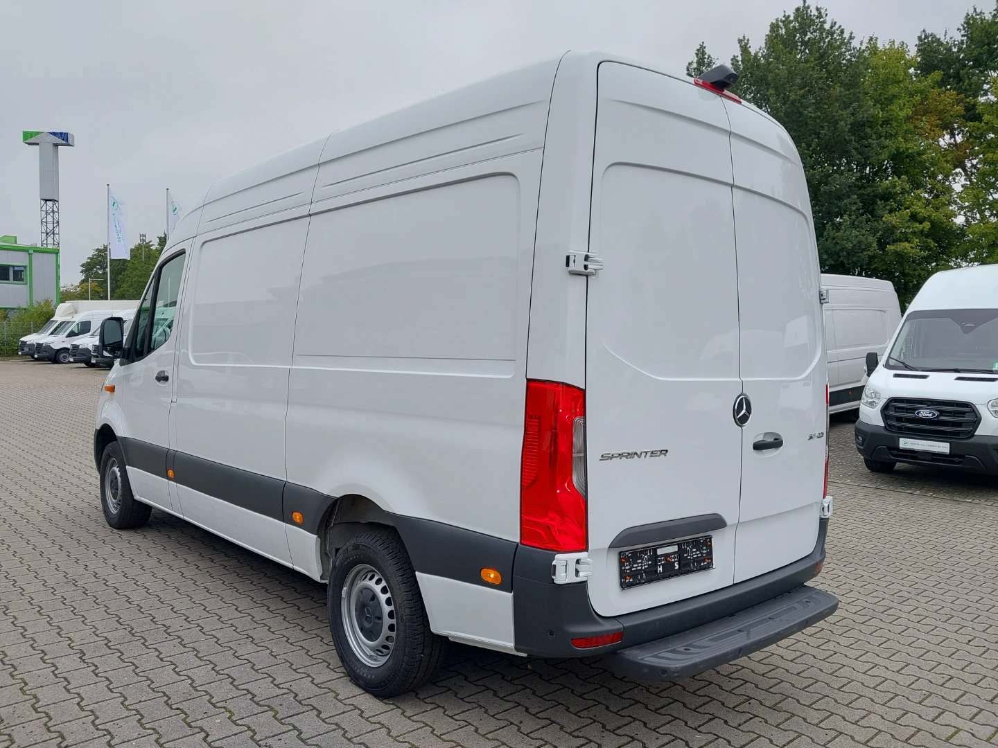 Mercedes-Benz Sprinter Kasten L2 PRO 317 CDI RWD 9G-TRONIC LED High Performance, MBUX photo