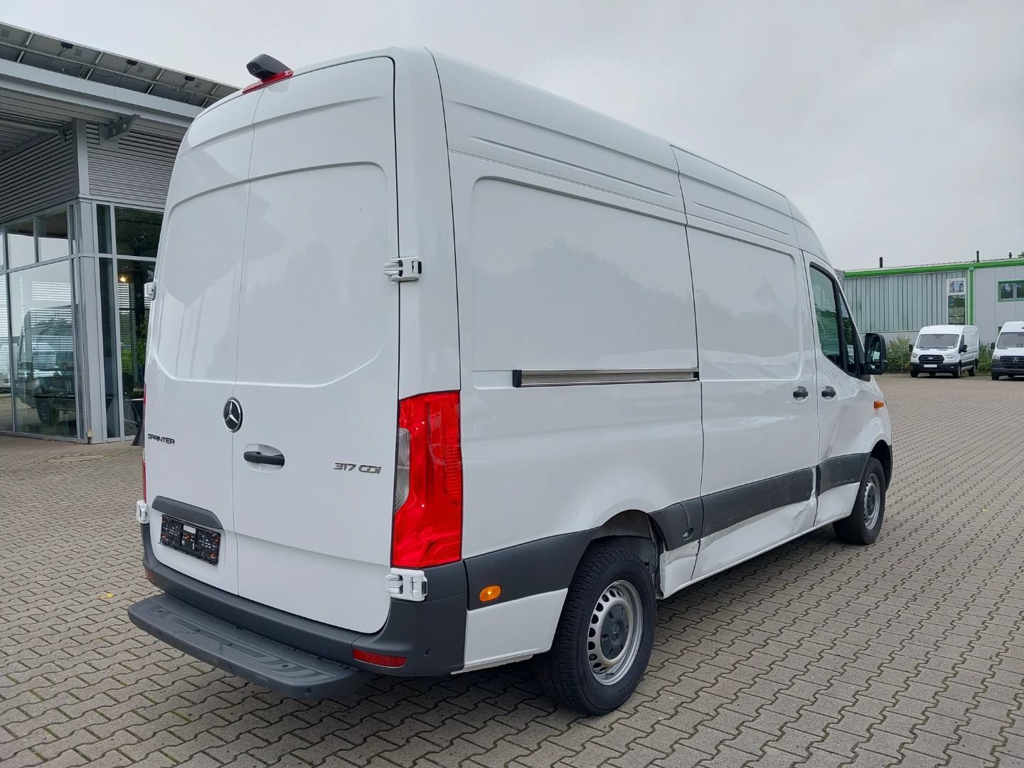 Mercedes-Benz Sprinter Kasten L2 PRO 317 CDI RWD 9G-TRONIC LED High Performance, MBUX photo