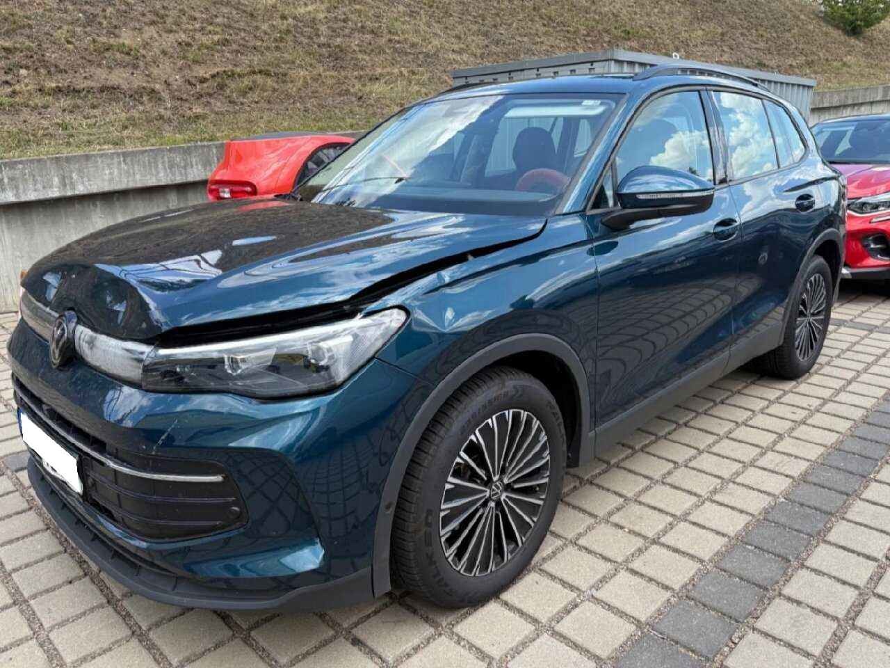 VW Tiguan 1,5 eTSI DSG Life АВАРИЯ