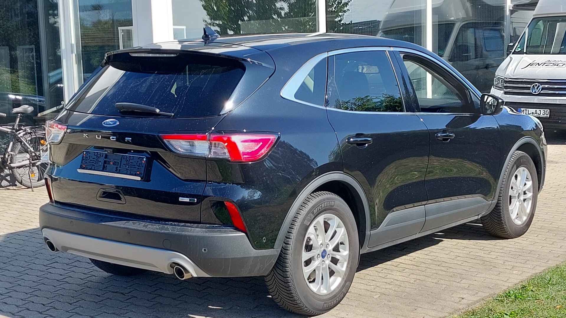 Ford Kuga 2,0 TDCi Titanium X photo