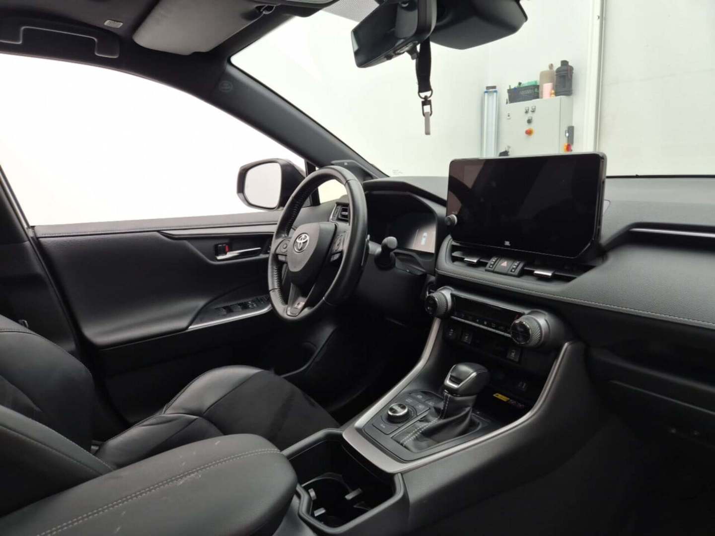 Toyota RAV4 2.5 Hybrid AWD GR Sport AUT. photo