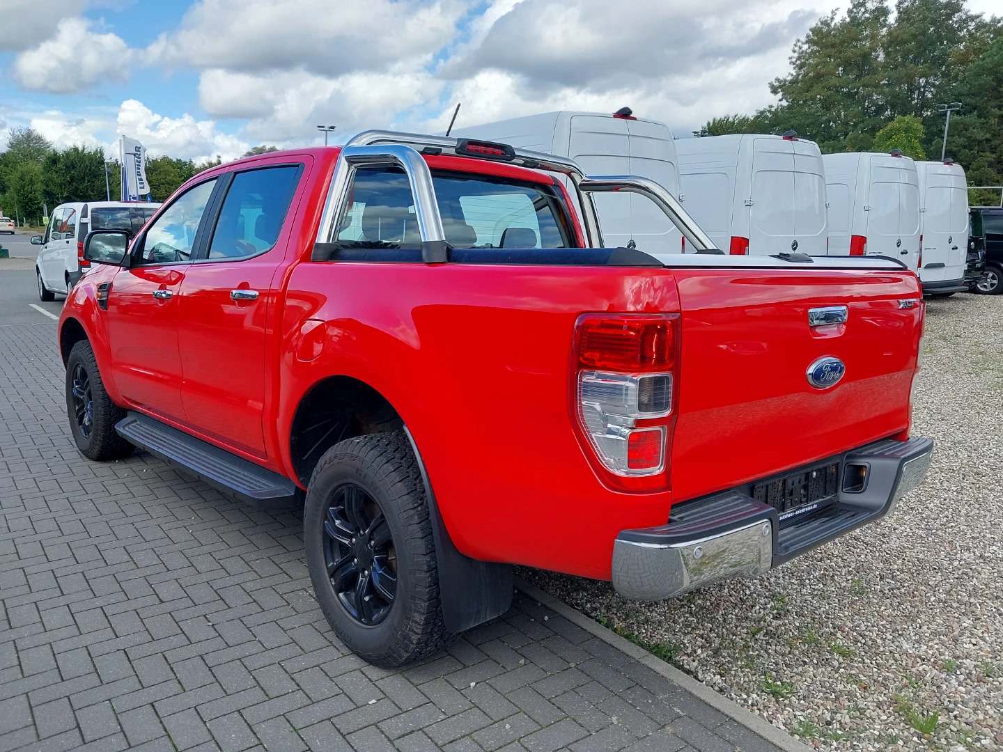Ford Ranger Doppelkabine 4x4 2,0 TDCI Panther XLT photo
