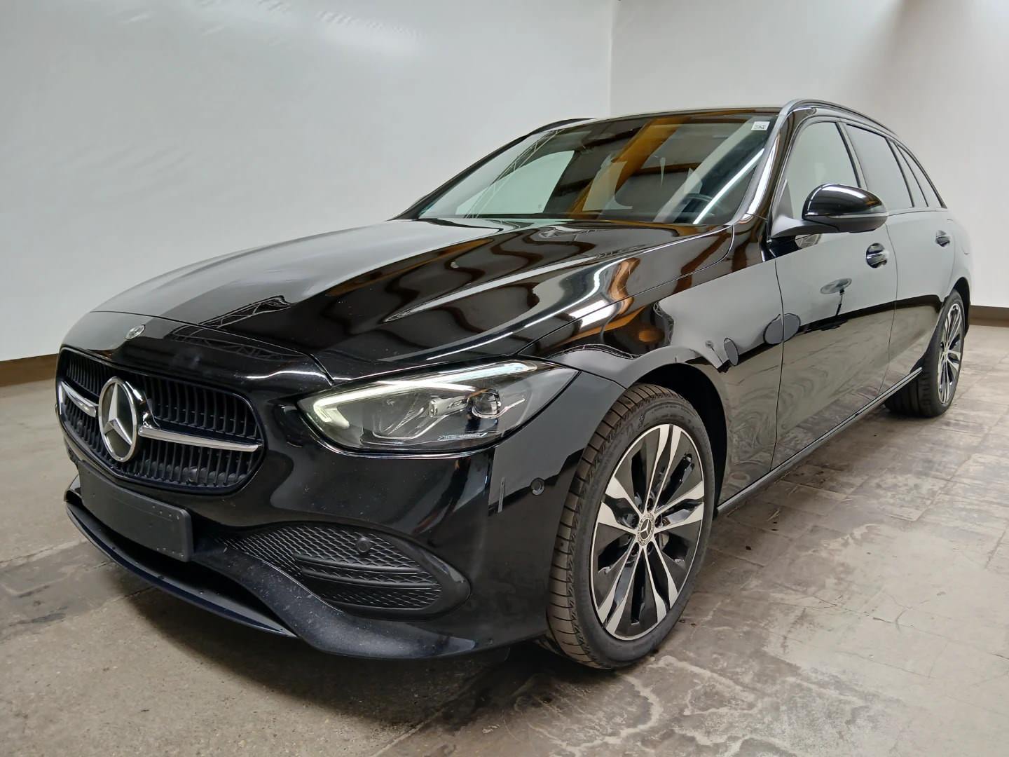 Mercedes-Benz C 300 e T 9G-TRONIC Avantgarde