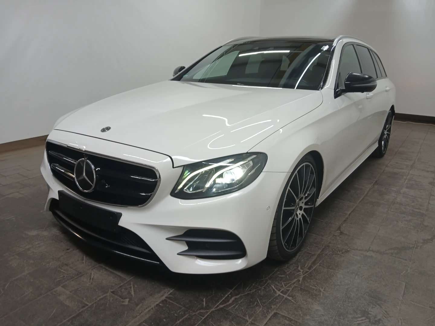 Mercedes-Benz E 400 d T 4MATIC 9G-TRONIC AMG line
