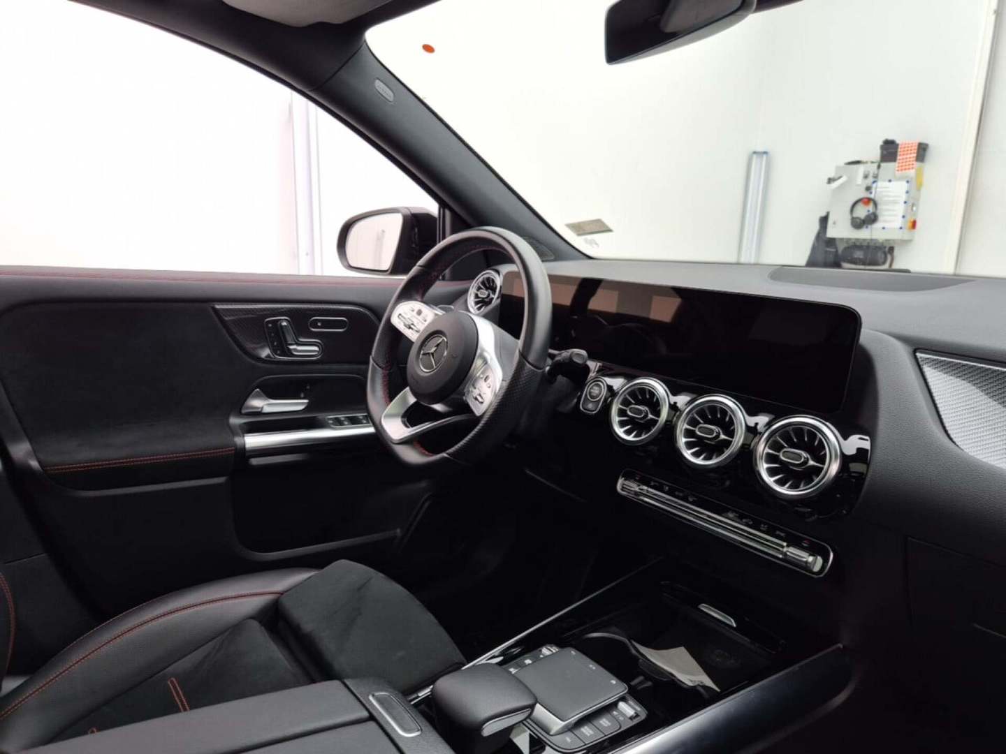 Mercedes-Benz GLA 200D AMG-Line AUT. photo